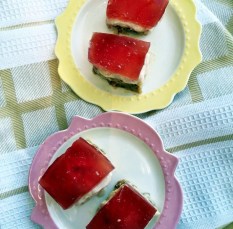 White Chocolate and Raspberry Jelly Slice